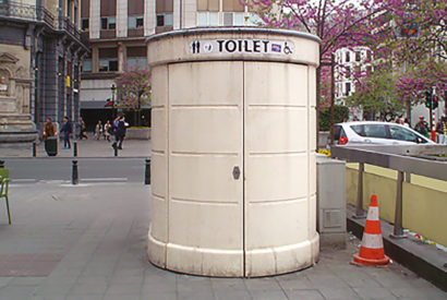 Toilette publique à Bruxelles